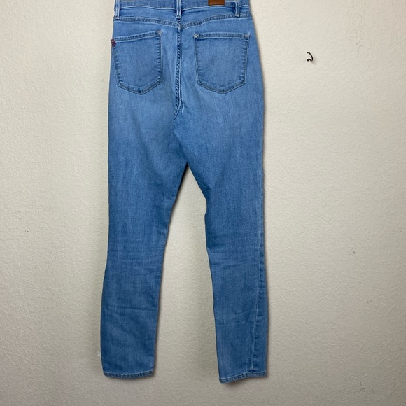 BDG Twig High Rise Light Wash Skinny Cotton Blend Jeans Size 29” - Picture 6 of 15